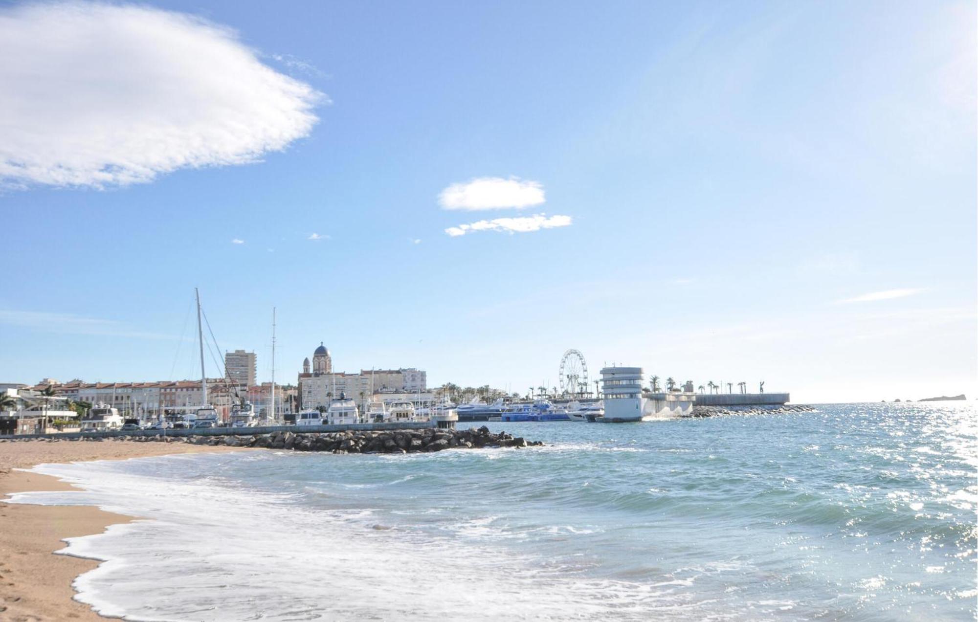 Lovely In With Wifi Appartement Fréjus