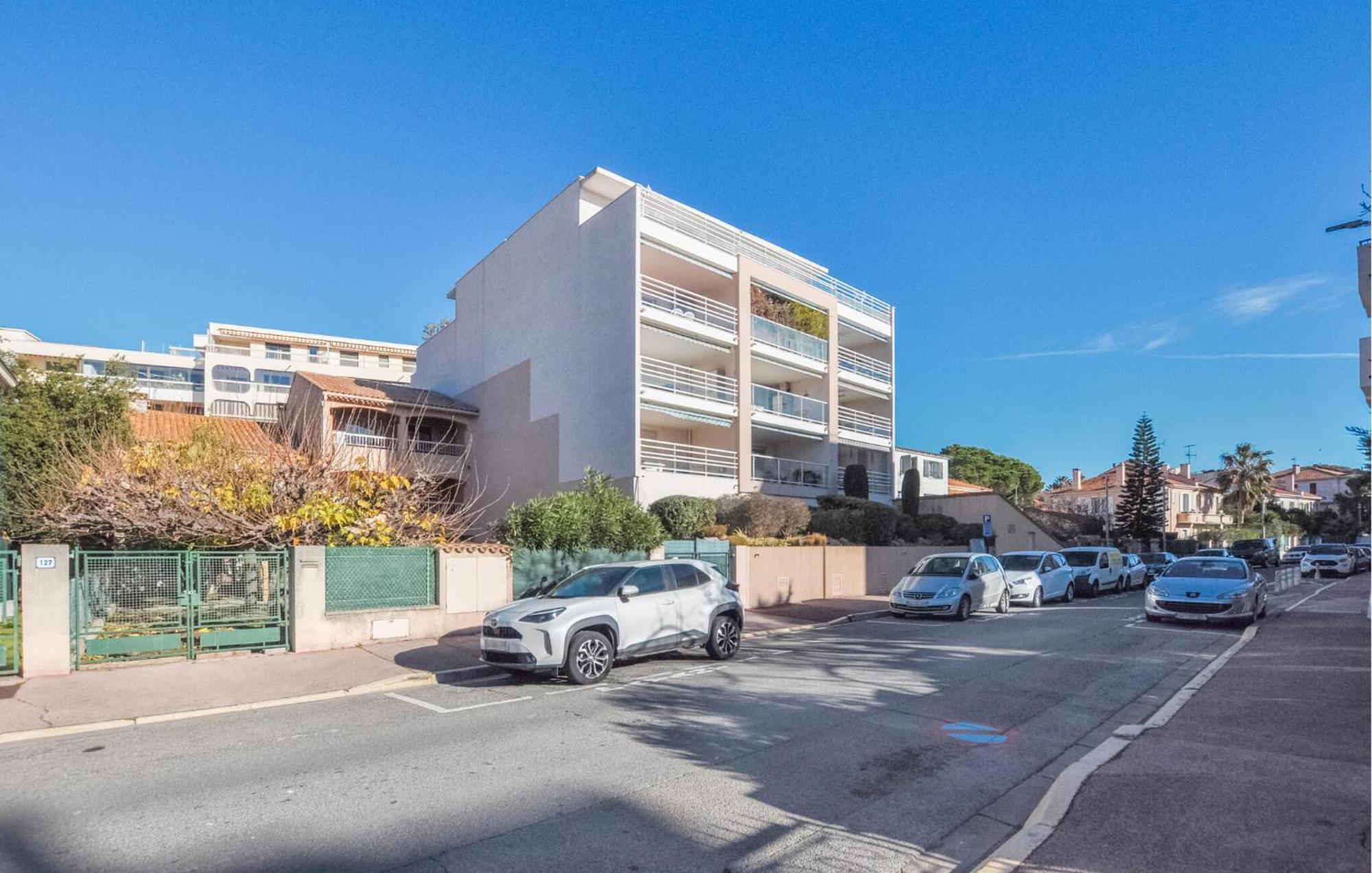 Lovely In With Wifi Appartement Fréjus